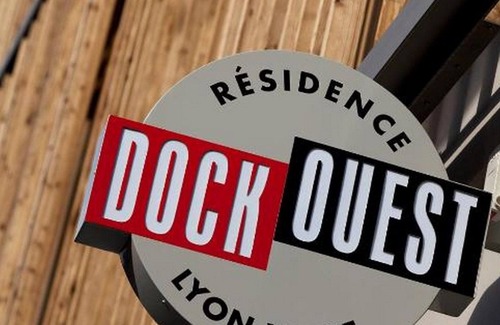 9th Arrondissement Apartment | À 10 min du métro | Terrasse + Vue panoramique