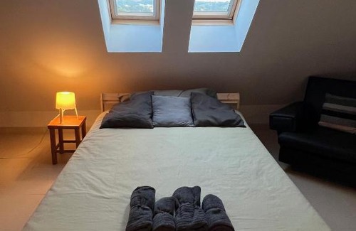 Sarria Apartment | Ático Camino Santiago: El Comienzo Perfecto