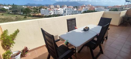 San Luis de Sabinillas Apartment | Ático - CENTRO de Sabinillas - Calle la Pasionaria -