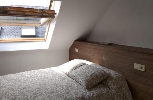Dean Pequeno Apartment | Ático centro Ribeira by Cristian&Tamara "alquileres"