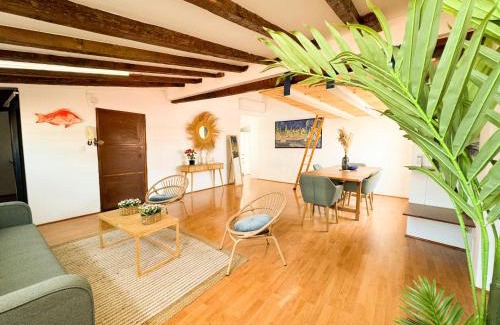 La Seu Apartment | Ático con Terraza cerca de la Plaza de la Virgen
