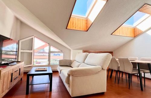 Soto de la Marina Apartment | Ático La Canal