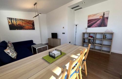 San Bernardo Apartment | Ático San Bernardo Terraza y Parking Incluido