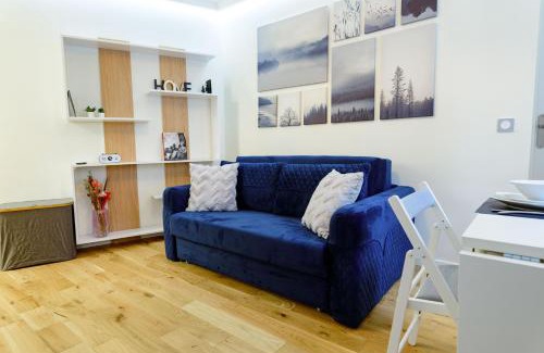 Pantin Apartment | Élégance Parisienne