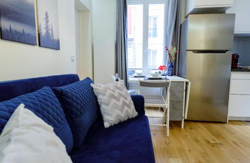 Pantin Apartment | Élégance Parisienne