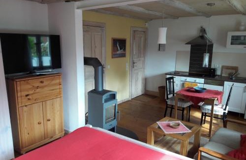 Pries Apartment | Öko-Ferienwohnung-Kiel Sturmmöwe