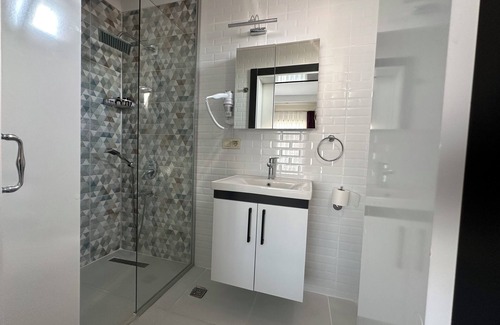 Ayvalik City Center Hotel | Şirin Garden Ayvalık