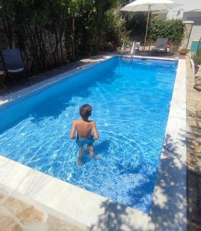 Argalasti Hotel | Αρχοντικό Ταξίμι (Μουντζουρίδη)