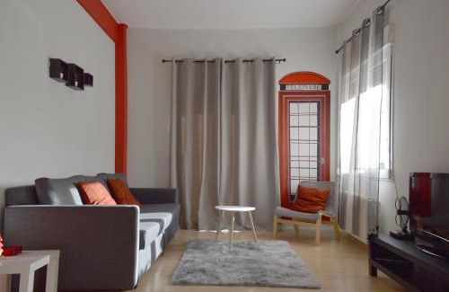 Kastoria Apartment | Ευρύχωρο διαμέρισμα στο κέντρο της πόλης