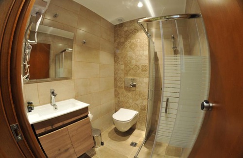 Makrakomi Apartment | Η ΦΛΩΚΑΤΗ