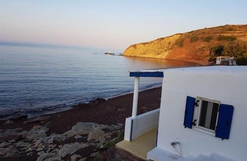 Kithira House | Μικρο σπιτι διπλα στο κυμα
