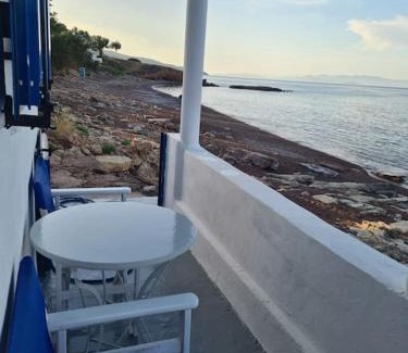 Kithira House | Μικρο σπιτι διπλα στο κυμα