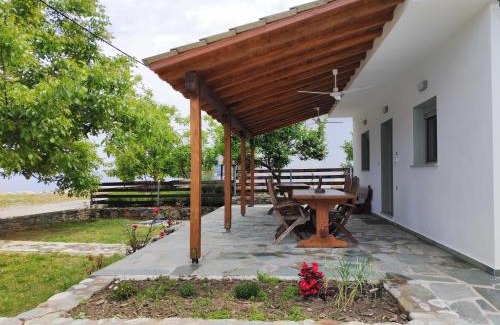 Zagora-Mouresi House | Το καλύβι στην Ανάληψη