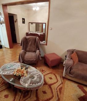 Maniakoi Apartment | Το Σπιτικό της Μαρίας