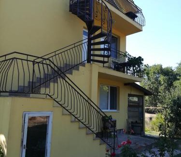 Sinemoretz House | Вила Сириус