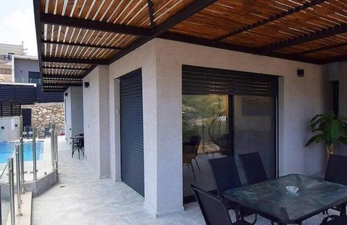 Peqiin Hadasha Villa | עדי ריזורט