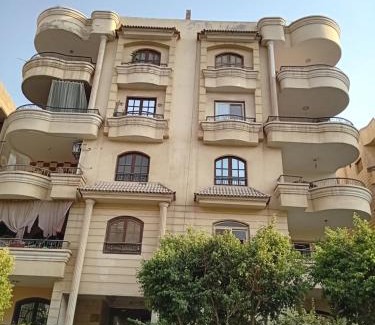 Al-Khalifa Apartment | سكن أسامه