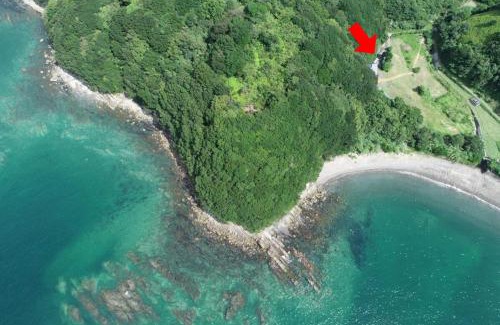 Otsuki House | ビーチアクセス20秒のプライベートスペースで焚き火とバーベキューが出来る1日1組貸切宿