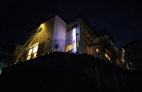 Manazuru House | 個室201セミダブル1台駅徒歩6分Atami Hakoneも近いゲストハウス真鶴