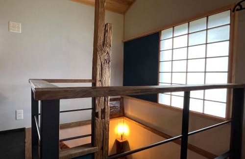 Takayama Apartment | 板倉の宿 白栗