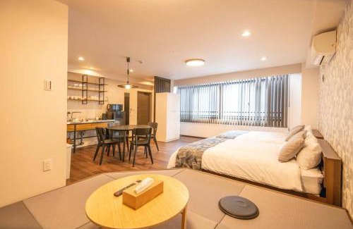 Asakusa Apartment | 浅草禅心居201室 浅草駅徒歩15分 2024年4月ニューオープン 43平米丸貸し切り ダブルベット2台と畳敷き布団2組 家庭式用品設備完備