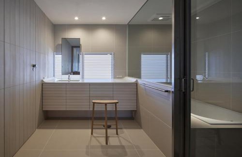 Kurashiki Apartment | 滔々 御崎 二階の宿 toutou Onzaki Nikai no Yado
