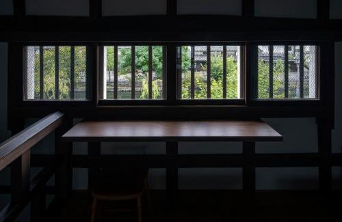 Kurashiki Apartment | 滔々 日本郷土玩具館 蔵の宿 toutou, Gangukan Kura no Yado