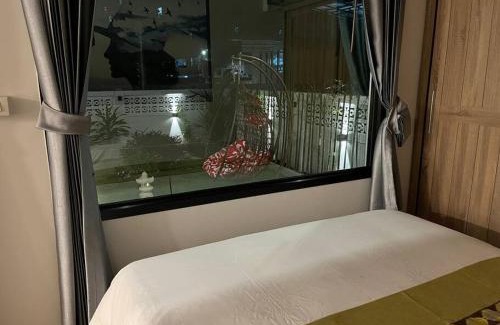 Bang Phlat House | 独立庭院 花园式的两卧两卫民宿 近mrt 2
