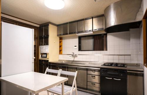 Kameido House | 雅別荘
