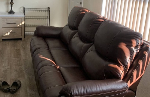 Civic Center Apartment | 0.4 Miles to Stockton Arena,0.4 Miles to Memorial Civic Auditorium, Free Parking