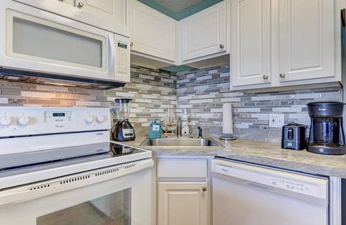 Wilmington Beach Condo | 0207 Dancing Tides 1 Bedroom Condo