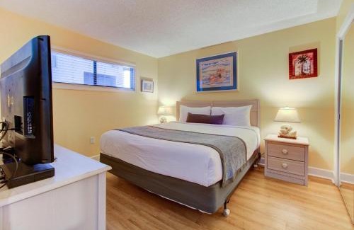 Wilmington Beach Apartment | 0208 Tiki Tower by Atlantic Towers