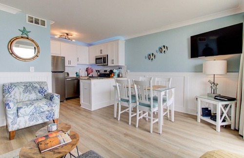 Wilmington Beach Condo | 0304 Bountiful Bliss by Atlantic Towers