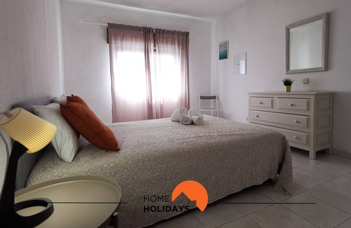 Patio Apartment | #037 Seaview w/High Speed WiFi ,Shared Pool