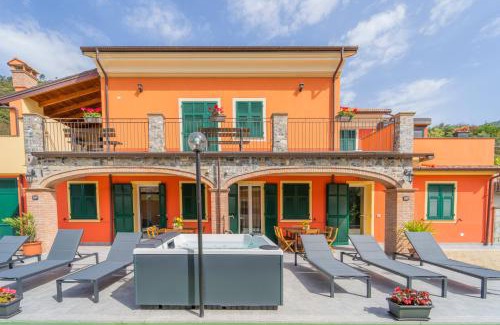 Casarza Ligure Apartment | 045b - Villetta Moderna 02-24E con VASCA IDROMASSAGGIO in giardino, solo 15 minuti da Mare e Spiaggia - Posto Auto GRATUITO