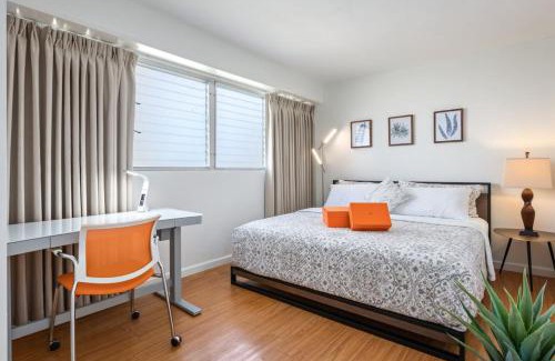 McCully - Moiliili Apartment | 05 FREE Parking 10 min beach 2br-Waikiki Ala Moana