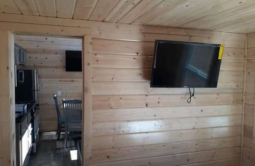 Valle Ski Chalet | 065 Star Gazing Tiny Home nr Grand Canyon South Rim Sleeps 8