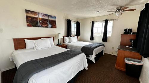 Valle House | 071B Private Studio near Grand Canyon South Rim Sleeps 6- No Kitchen