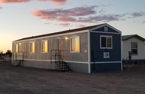 Valle House | 072B Affordable Retreat nr South Rim Sleeps 4- no kitchenette