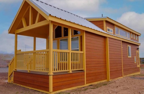Valle Ski Chalet | 073 Tiny Home nr Grand Canyon South Rim Sleeps 8