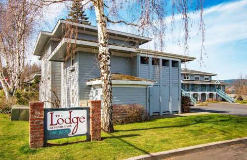 Hood River House | 08 Lodge