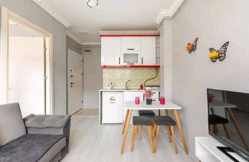 Tophane Apartment | 1+1 apartment in a central location
