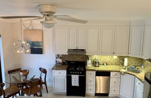 Lauderdale-by-the-Sea Condo | 1/1 Condo - Steps to the Beach!