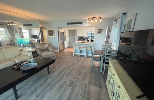 South Patrick Shores Condo | 1/1 Ocean View Condo at Sandpiper. Watch rocket launches from the balcony!
