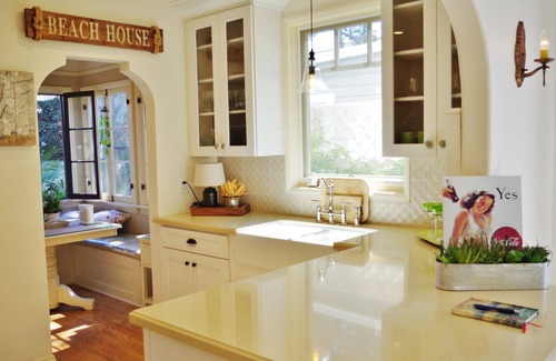 Belmont Shore House | 1/2 Block to the Beach w/Bikes & Paddleboards: Casa de las Palmas
