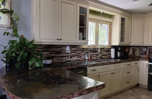 Milford House | 1/2 Mile from Dreams Park, 17 miles to All Star Village, 5 to Cooperstown