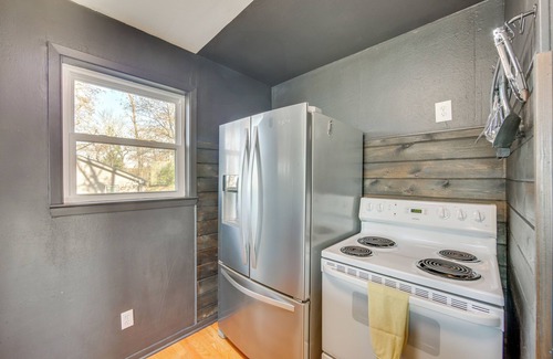 Flint House | 1/4 Mi to Emerald Bay: Waterfront Bullard Home