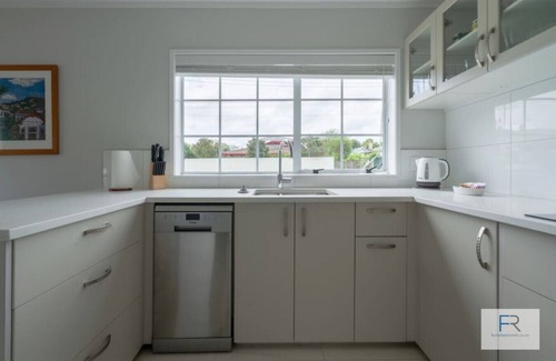 Bayswater Apartment | 1/47 Bayswater Road, Bayswater