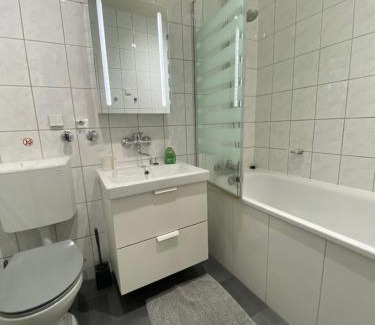 Hochheide Apartment | 1 A Ferienwohnung Modern Duisburg