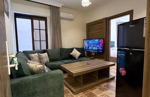 Al Abdali Apartment | 1 Antika Jabalal-Lovebdeh